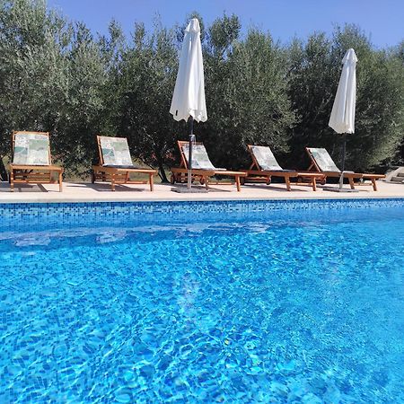 Villa Dorina Barban Exterior foto